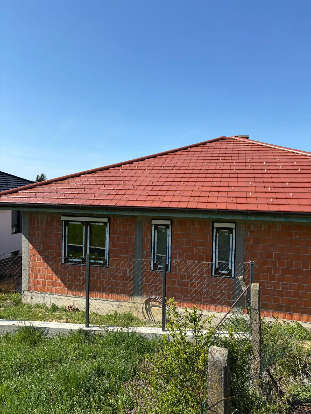 Porodična kuća s ugrađenim PVC prozorima